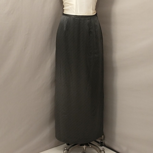 Silk Maxi Skirt Dark Gray Slim Floor Length Classy Excellent Quality & Condition - Picture 1 of 11
